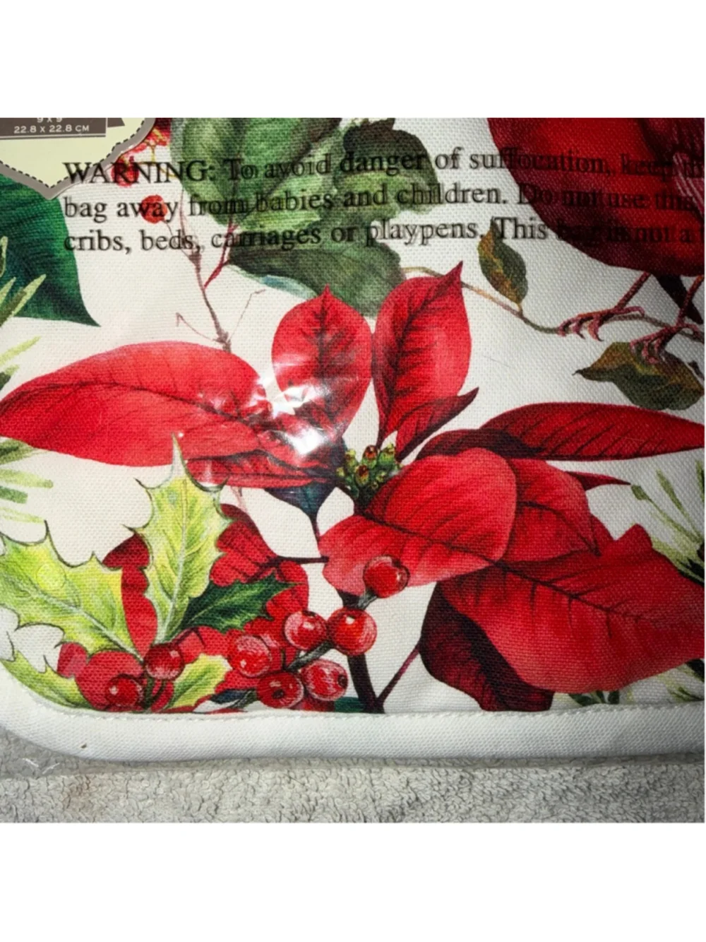 NIP Michel Design Works 9 X 9 Quilted Potholder Cardinal Poinsetta Berries